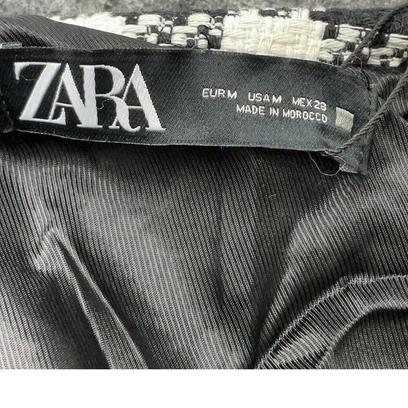 NWT Zara Houndstooth Tweed Wool Blend Blazer Jacket M Jewel Button Fall Workwear - Picture 9 of 9